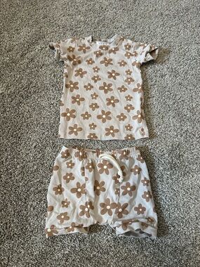 Mebie Baby Set - Short Sleeve Top & Drawstring Shorts